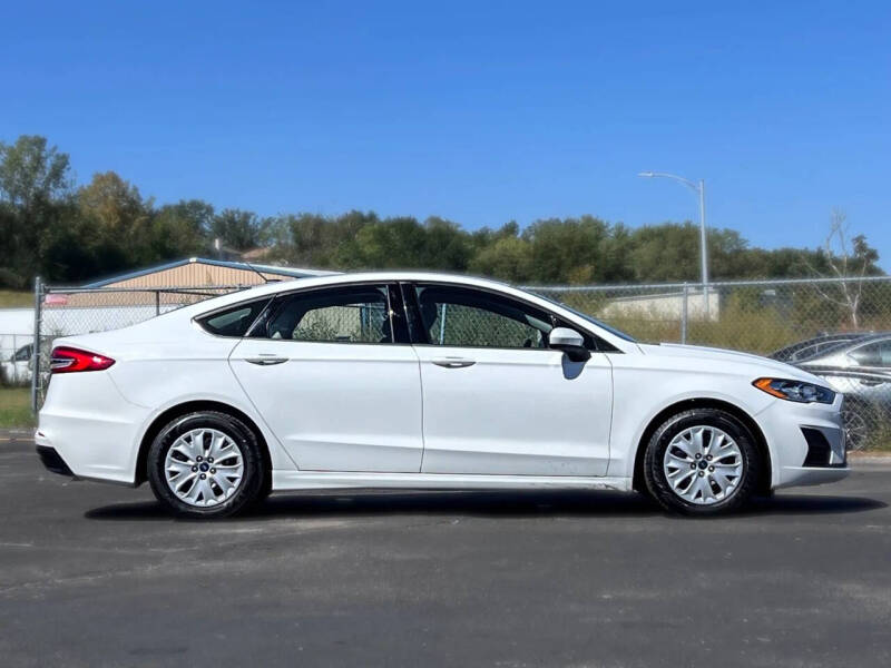 2019 Ford Fusion S