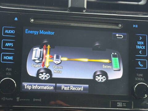 2017 Toyota Prius Three Touring