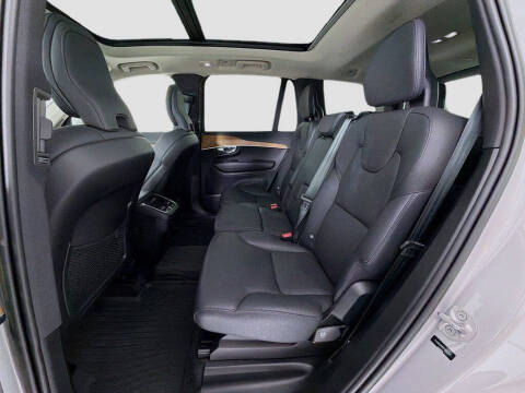 2023 Volvo XC90 B6 Plus Bright Theme 7P