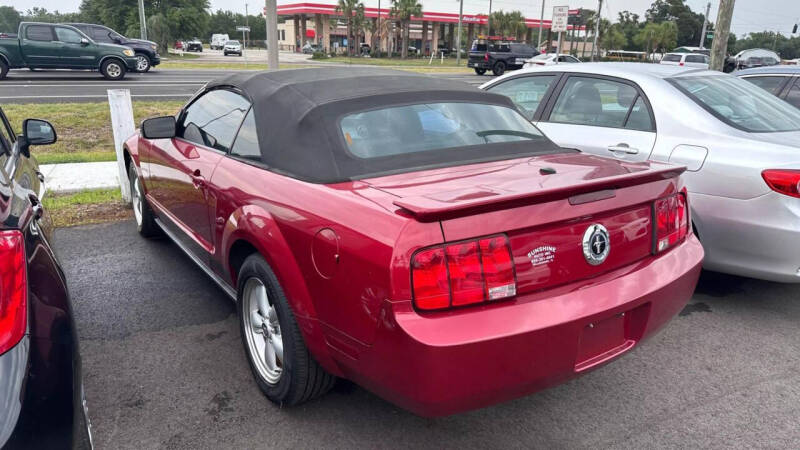 2008 Ford Mustang Premium photo 27