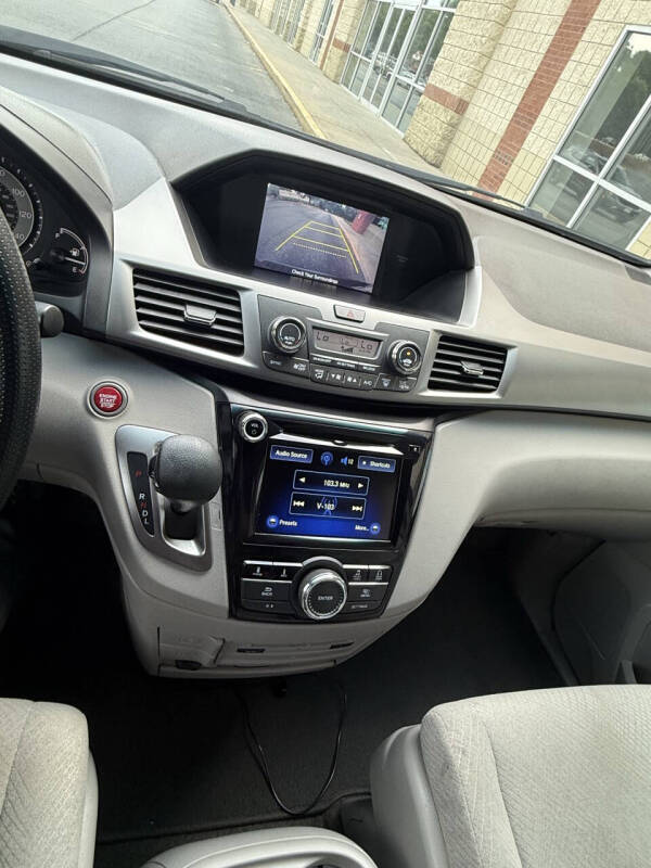 2016 Honda Odyssey SE