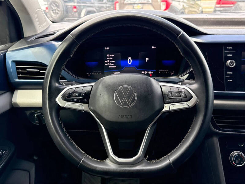 2023 Volkswagen Taos SE