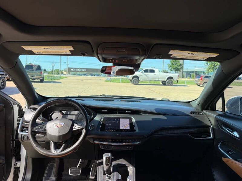 2019 Cadillac XT4 Sport