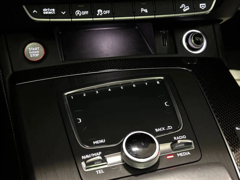 2020 Audi SQ5 3.0T quattro Premium Plus