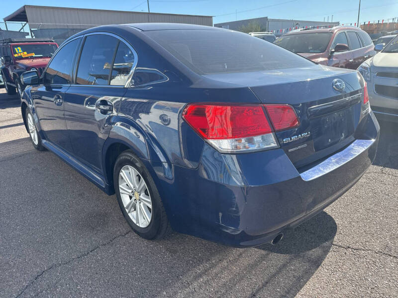 2011 Subaru Legacy 2.5i Premium