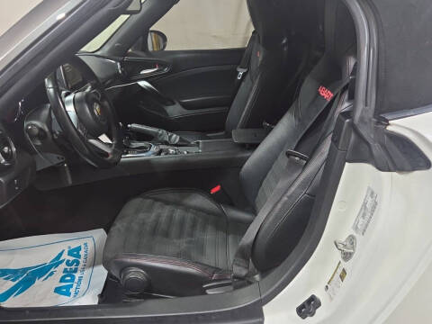 2019 FIAT 124 Spider Abarth