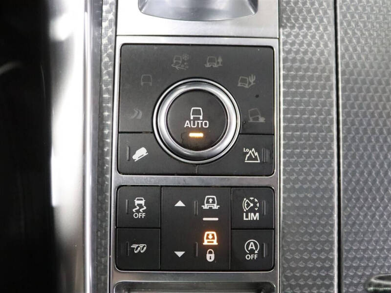 2017 Land Rover Range Rover Sport SVR