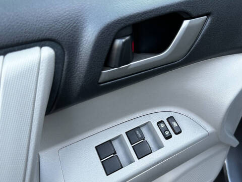 2012 Toyota Highlander SE