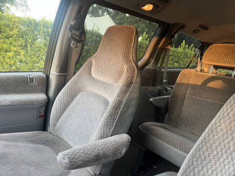 1998 Dodge Grand Caravan SE