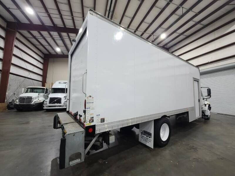 2016 International DuraStar 4300