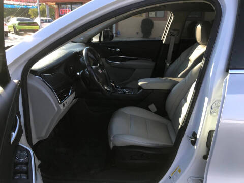 2023 Cadillac XT4 Luxury