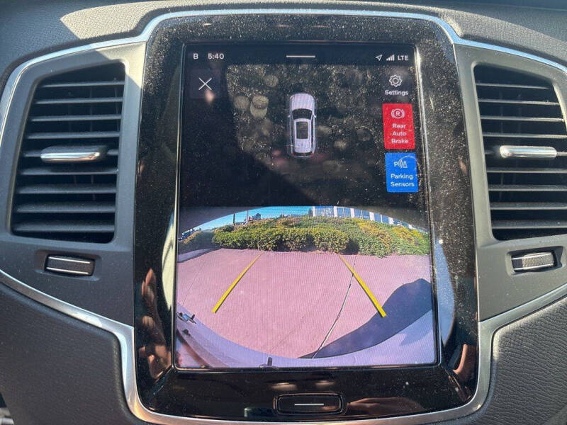 2023 Volvo XC90 B5 Core