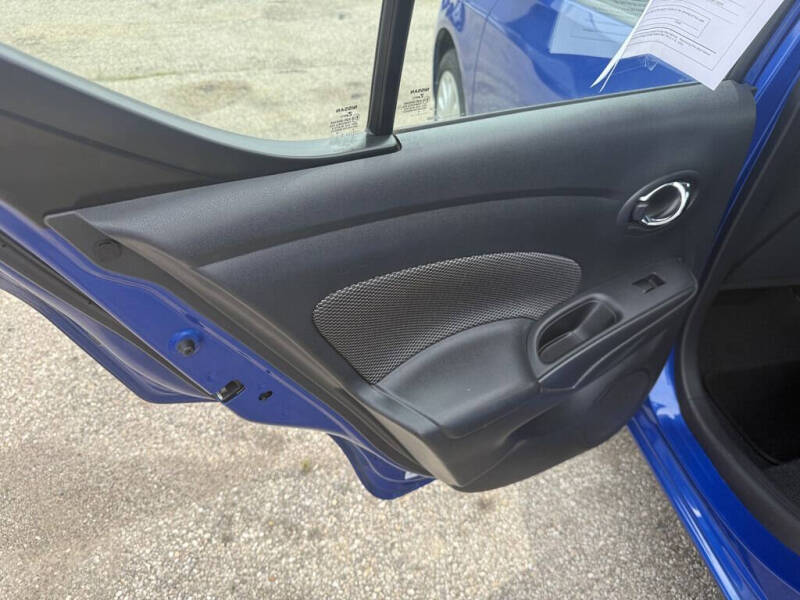 2017 Nissan Versa