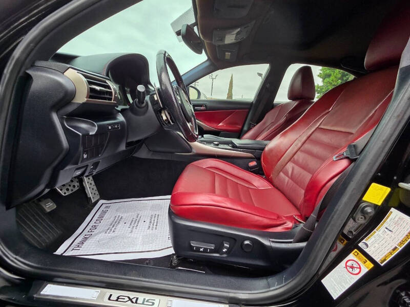 2016 Lexus IS 200t
