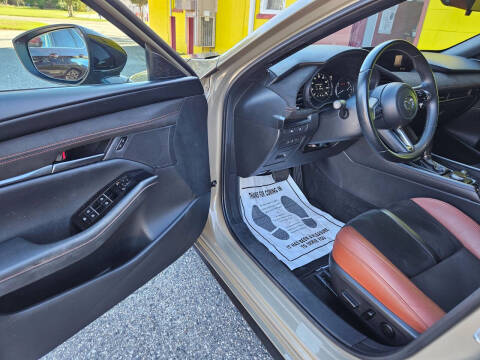2024 Mazda Mazda3 Hatchback 2.5 Carbon Turbo