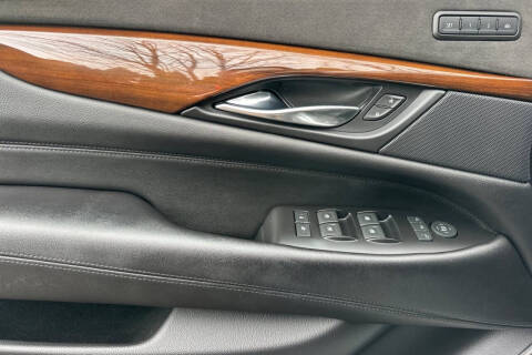 2020 Cadillac Escalade Premium Luxury