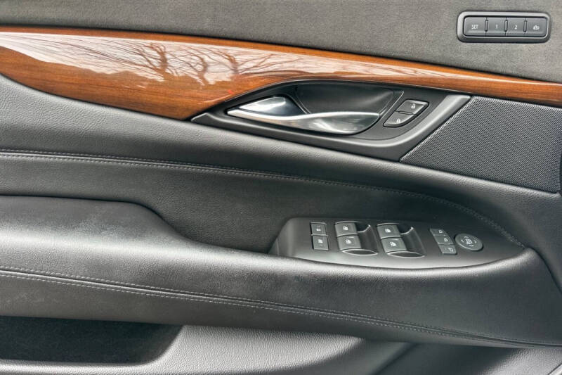 2020 Cadillac Escalade Premium Luxury