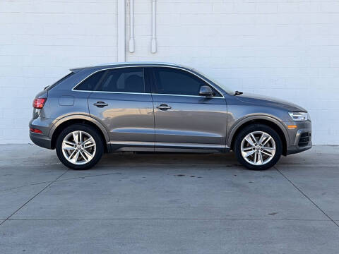 2016 Audi Q3 2.0T Premium Plus