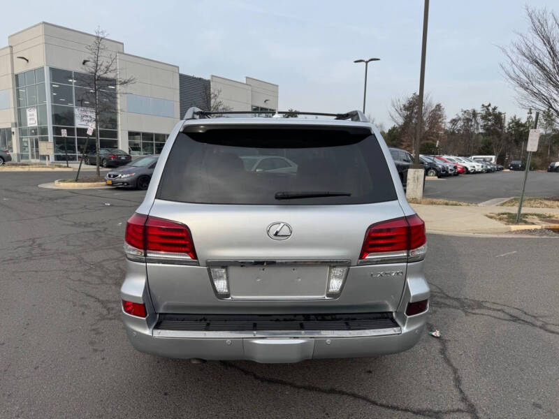 2013 Lexus LX 570