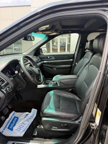 2016 Ford Explorer Sport