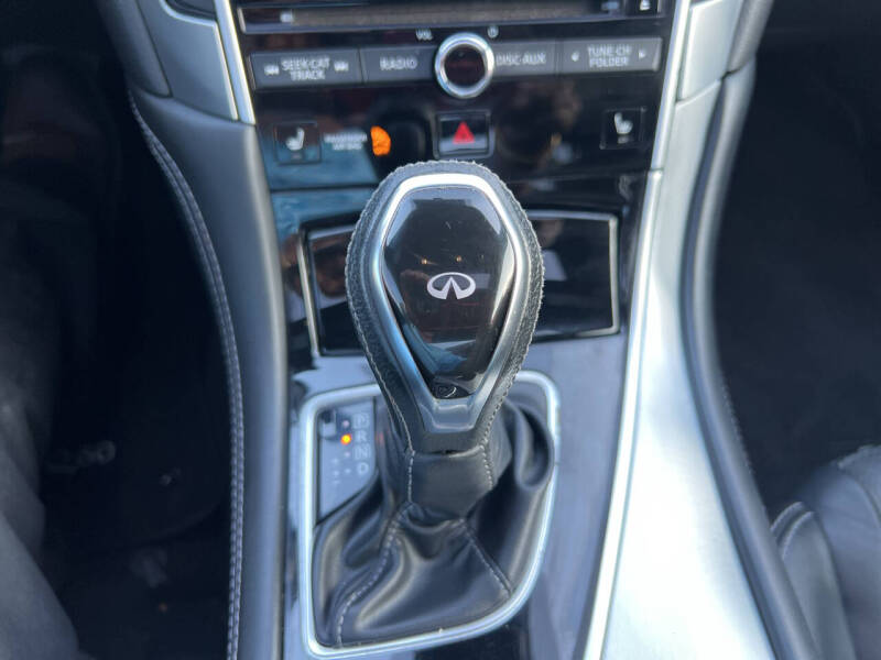 2017 Infiniti Q60 3.0T Premium