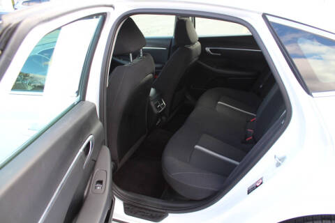 2022 Hyundai Sonata Hybrid Blue