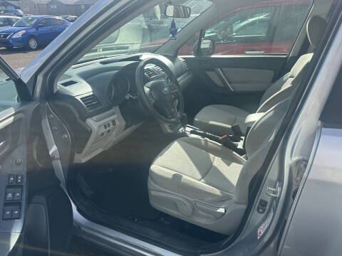 2015 Subaru Forester 2.5i