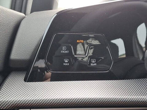 2025 Volkswagen Golf GTI Autobahn