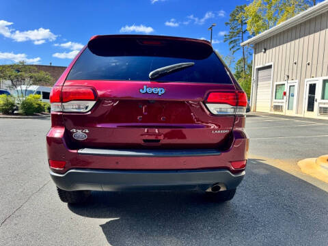 2020 Jeep Grand Cherokee Laredo