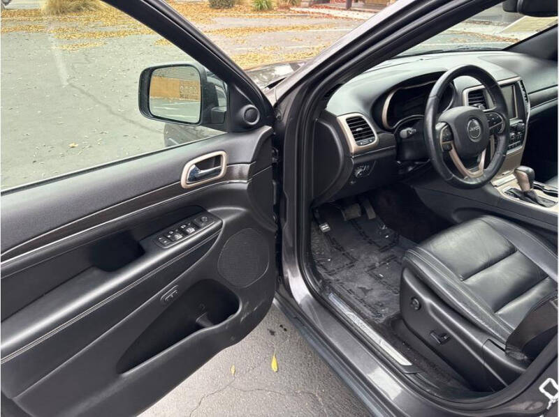 2017 Jeep Grand Cherokee