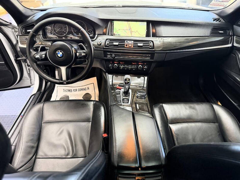 2016 BMW 5 Series 528i