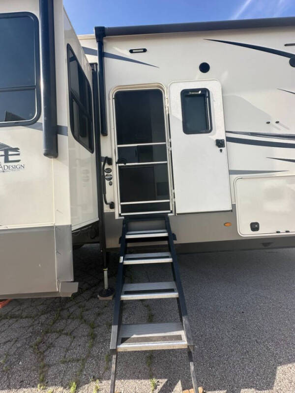 2021 Grand Design RV Solitude 3950BH