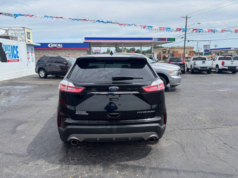 2019 Ford Edge Titanium