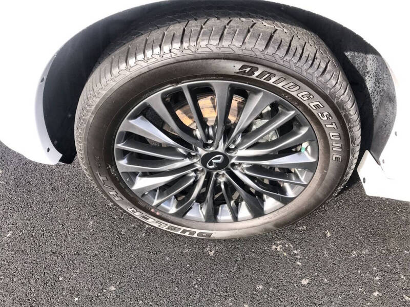 2024 Infiniti QX80 Premium Select