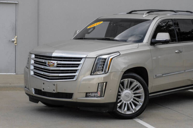 2017 Cadillac Escalade ESV Platinum
