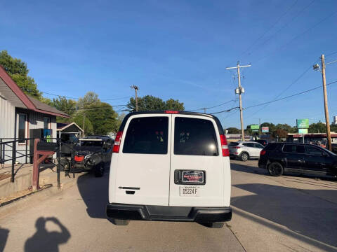 2020 Chevrolet Express LS 2500