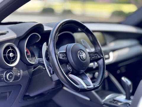 2022 Alfa Romeo Stelvio Sprint