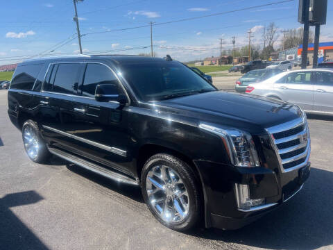 2017 Cadillac Escalade ESV Luxury