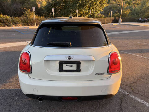 2015 MINI Hardtop 4 Door Cooper