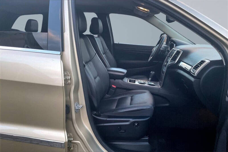 2011 Jeep Grand Cherokee Laredo