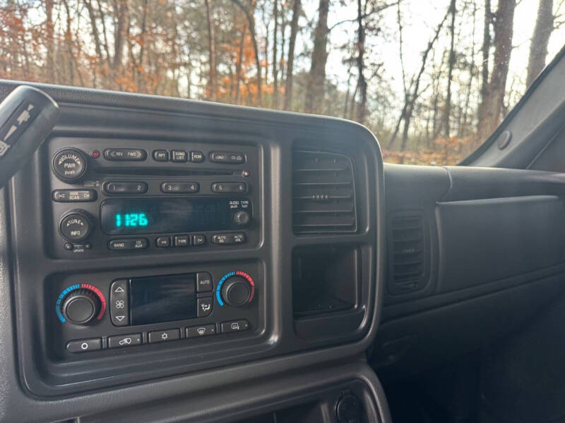 2005 GMC Sierra 2500HD SLT