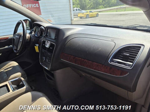 2014 Chrysler Town and Country Touring