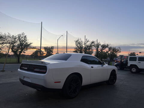 2019 Dodge Challenger SXT