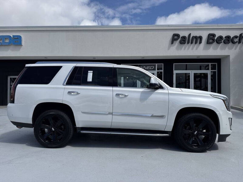 2018 Cadillac Escalade Luxury