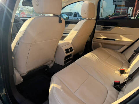 2016 Jaguar XF 35t Premium