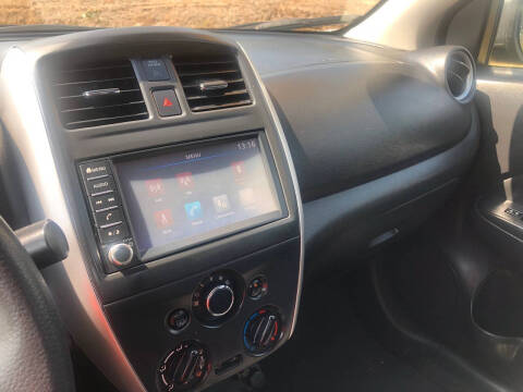 2019 Nissan Versa SV