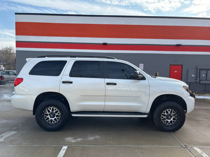 2013 Toyota Sequoia Platinum