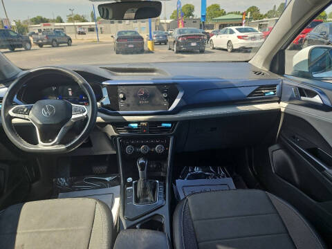 2024 Volkswagen Taos SE