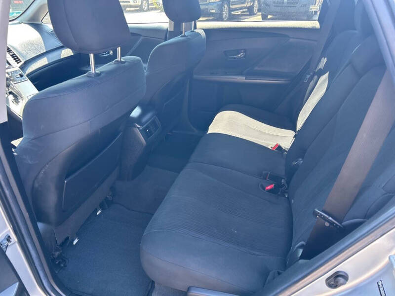 2015 Toyota Venza LE