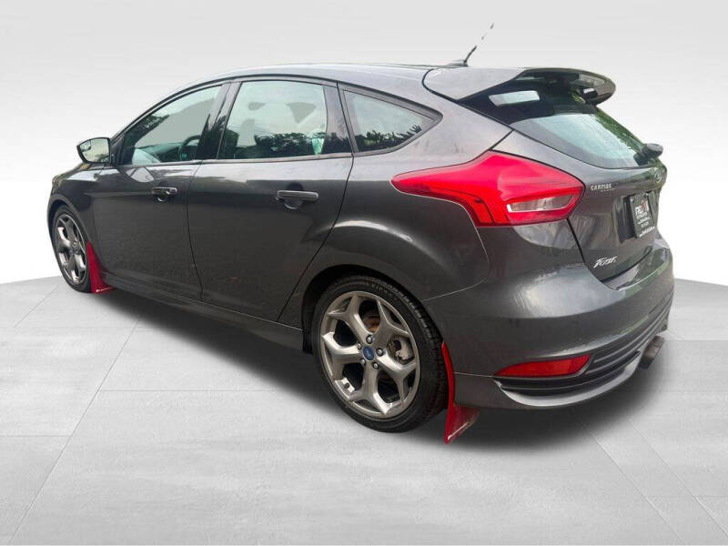 2017 Ford Focus ST